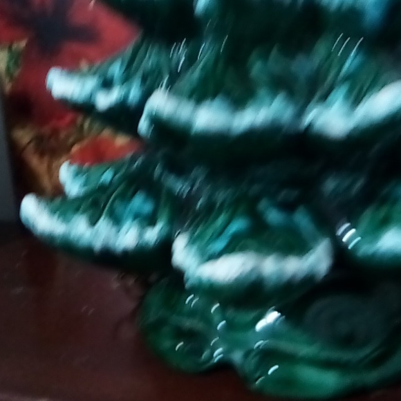 - Atlantic Mold  Company Table Top Ceramic Christmas  Tree. Rare, HTF. Vintage. - Picture 5 of 8